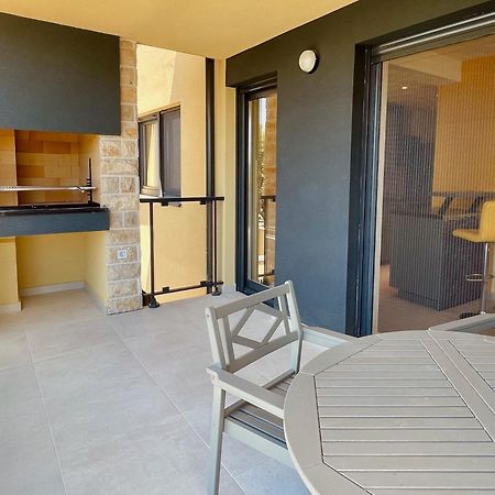 מסלניקה Ferienwohnung Mit Beheiztem Pool, 60 M Vom Strand מראה חיצוני תמונה